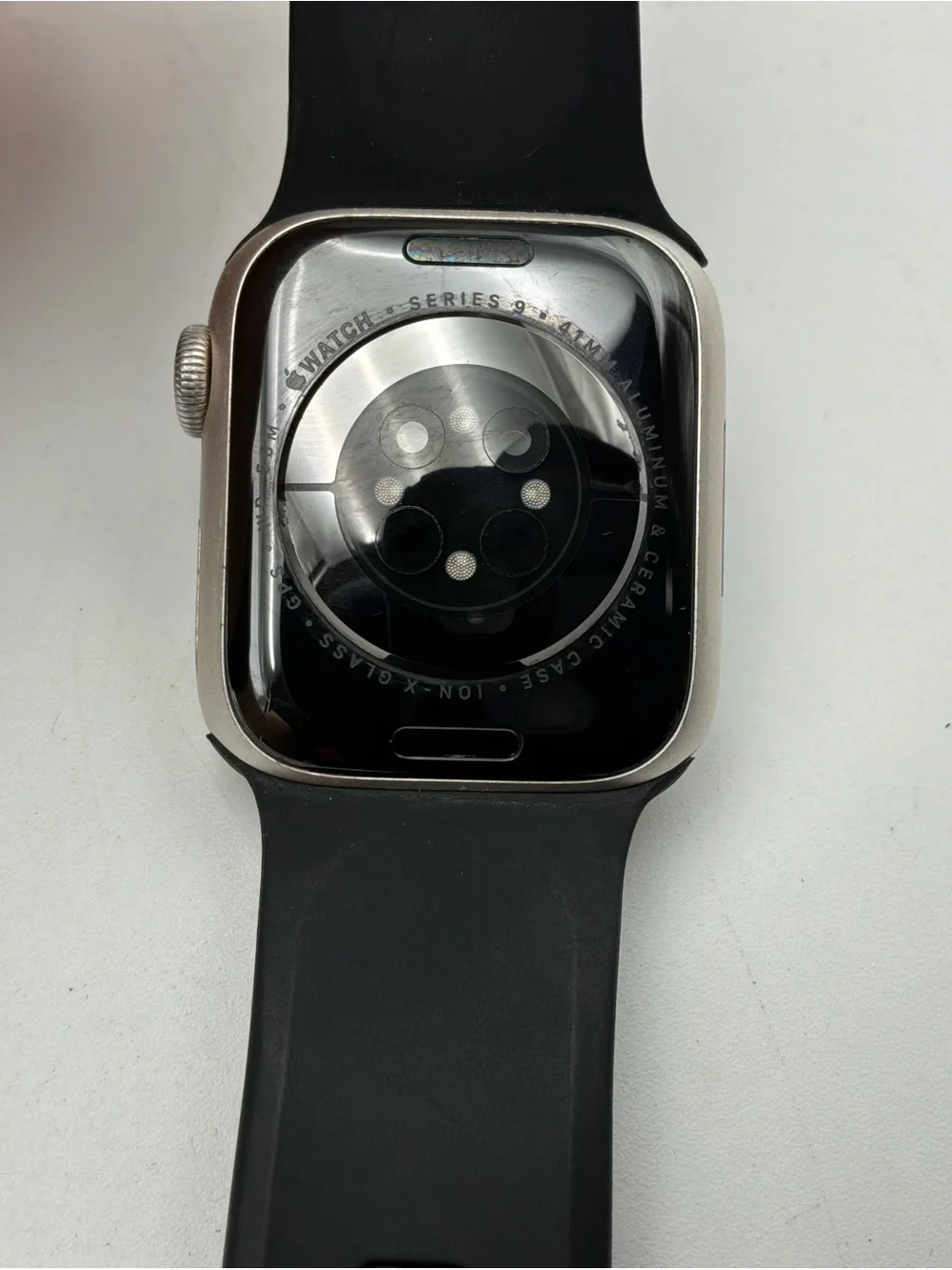 Apple Watch Series 9 41mm Starlight Aluminum Case Used-Very Good condition